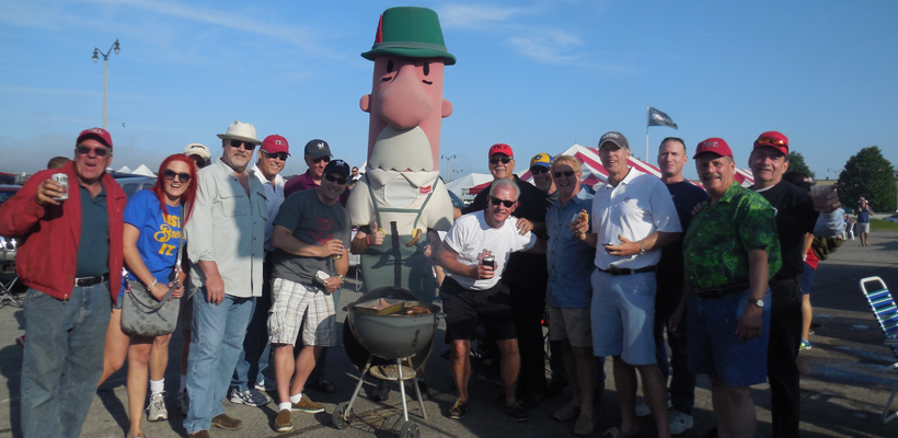 Iota Omicron (UW-Whitewater) Brewer Game and Tailgate